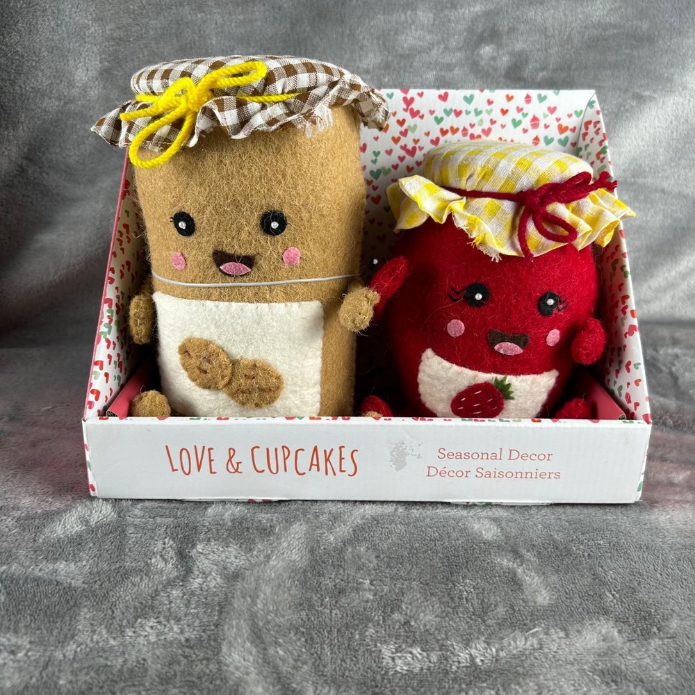 Love‎ & Cupcakes Felt Plush PB & J Peanut Butter Jam Seasonal Decor Set Boxed